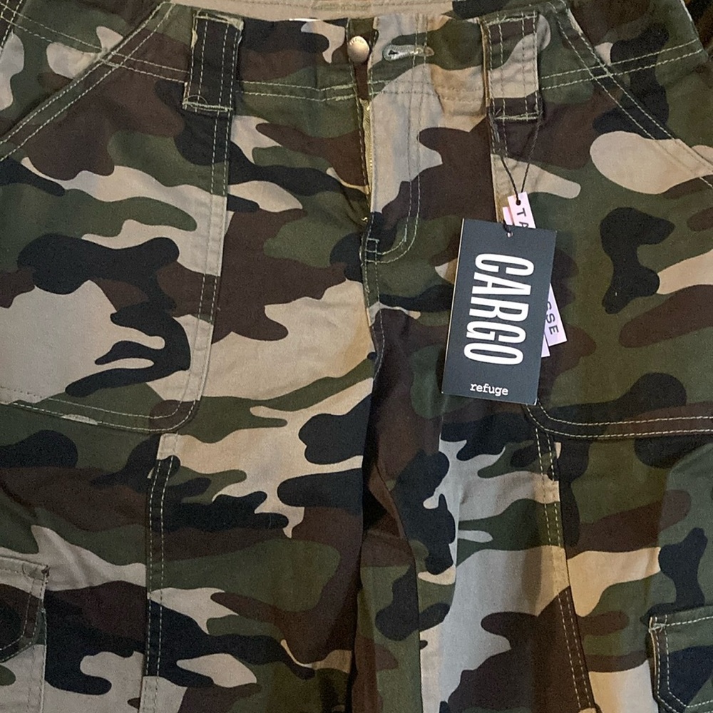 Refuge, cargo, army pants